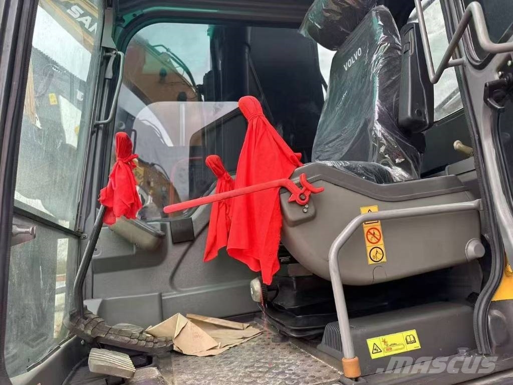 Volvo 240 大型油圧ショベル12t以上(パワーショベル・ユンボ)