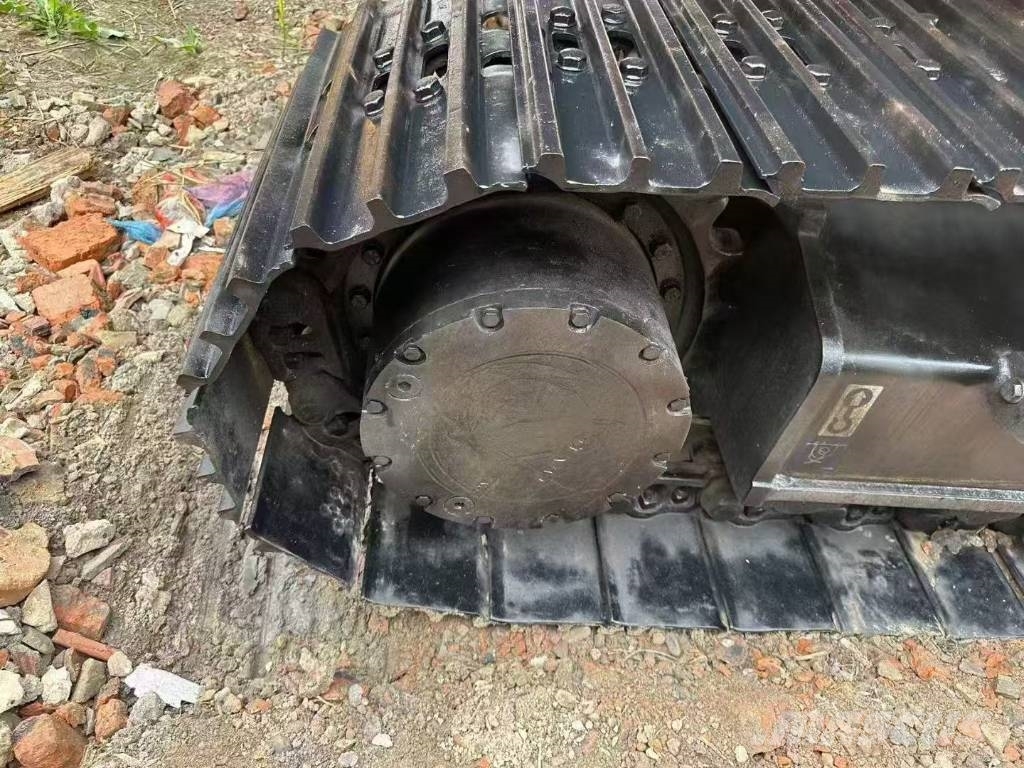 Volvo 240 大型油圧ショベル12t以上(パワーショベル・ユンボ)