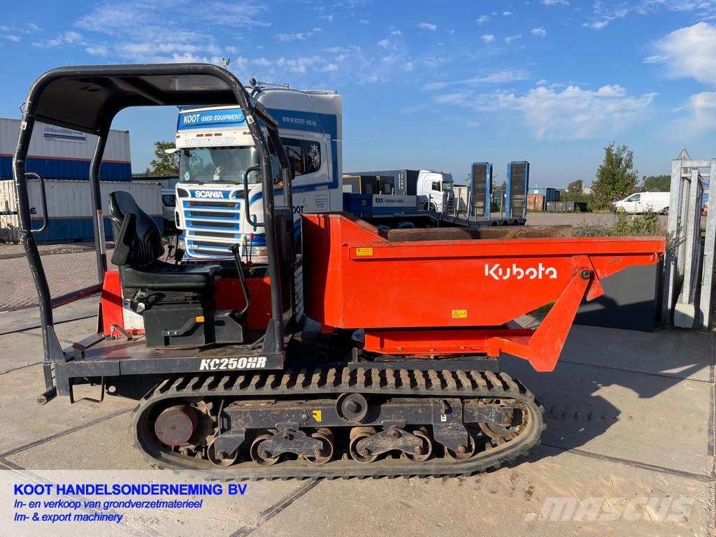 Kubota KC 250/Canycom s25 Roomikkallurid