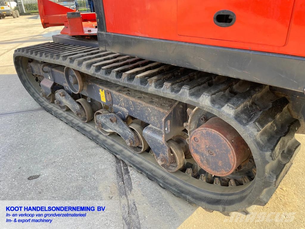 Kubota KC 250/Canycom s25 Roomikkallurid