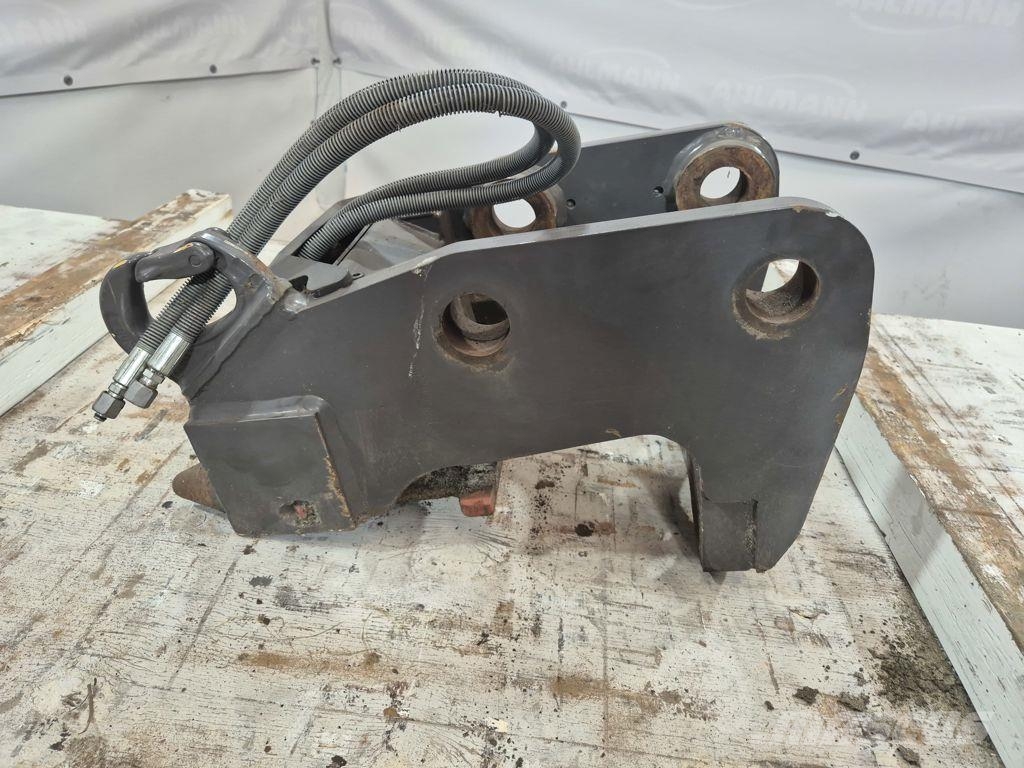 Mecalac 6/8MCR Active Lock Rychlospojky