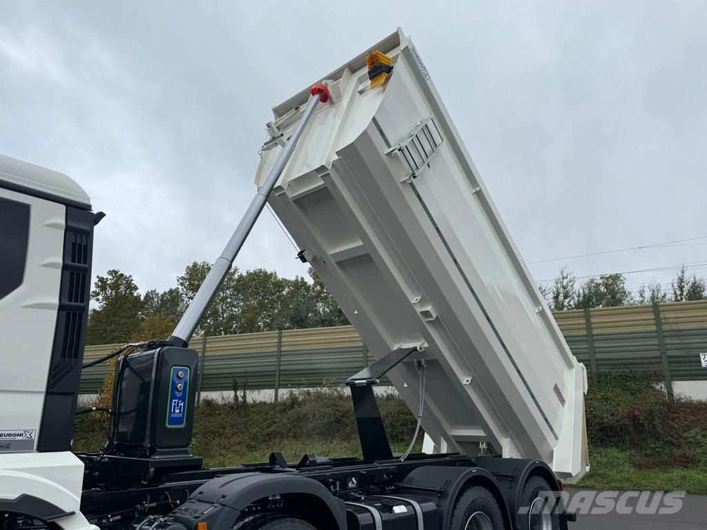 MAN TGS 35.480 MAN TGS 35.480 8X4 BB EuromixMTP 18m³ M Camiones bañeras basculantes o volquetes