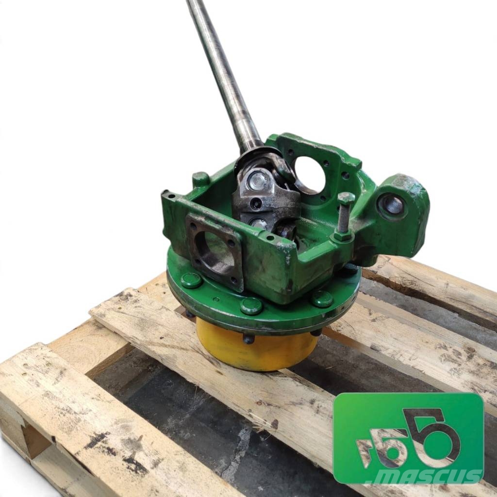 John Deere 3400 Steering Knuckle Z72472 Final Drive Hub Axle Shaft Chassis
