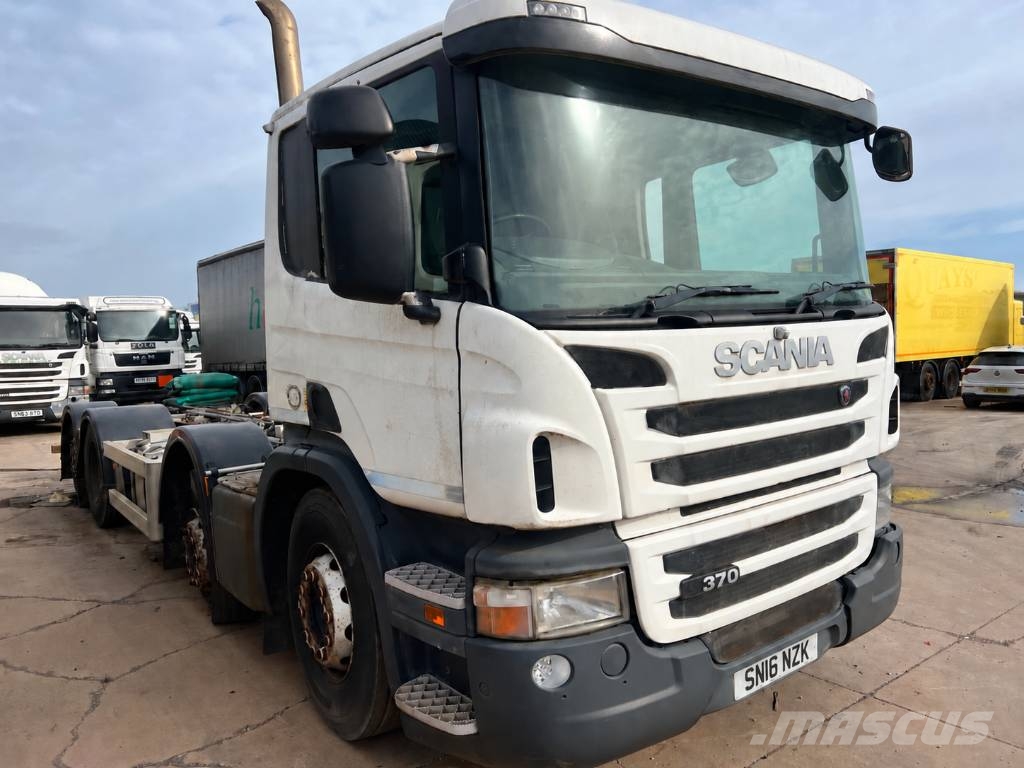 Scania P 370 새시 운전실 트럭