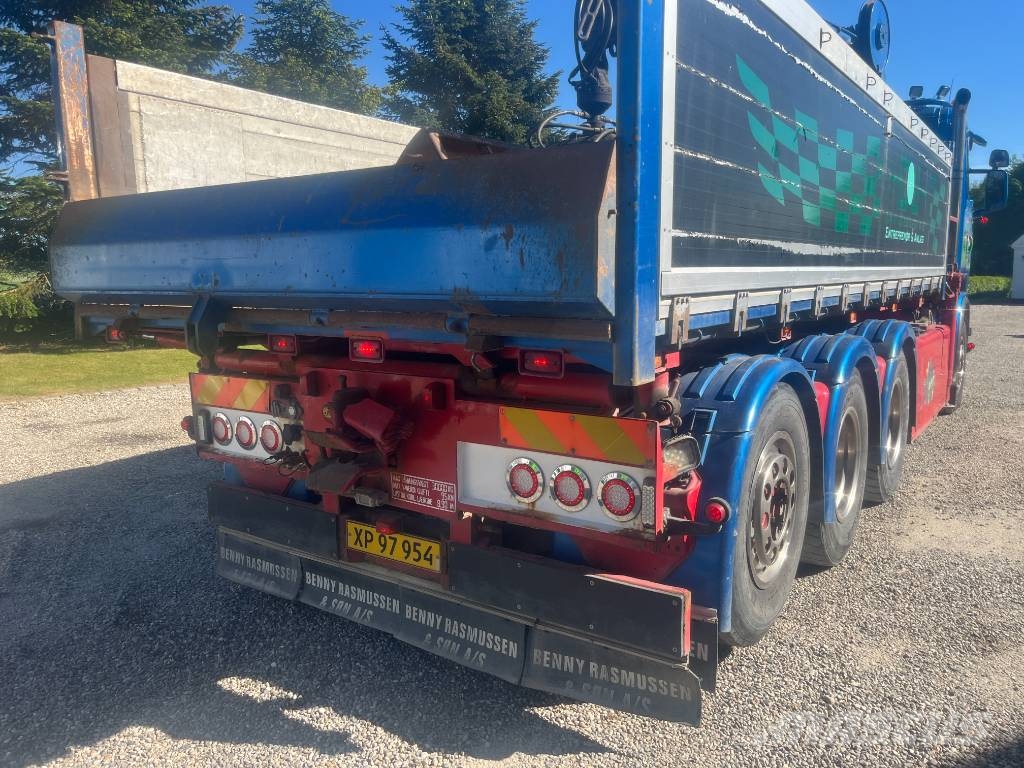 Scania R 560 V8 شاحنات الرافعات