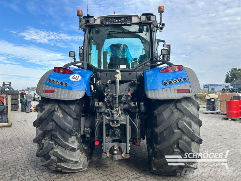 Fendt 724 S4 PROFI PLUS Traktorit