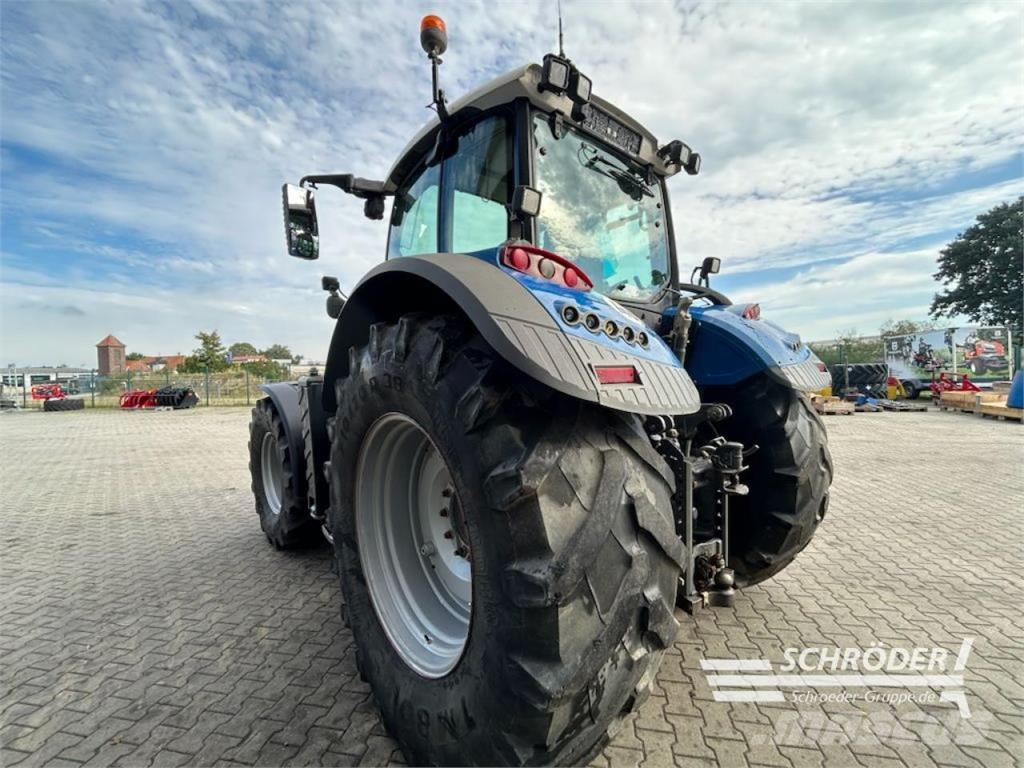 Fendt 724 S4 PROFI PLUS Traktorit