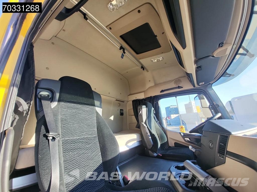 Mercedes-Benz Actros 1924 4X2 19tons NL Truck APK Automatic Euro Furgons