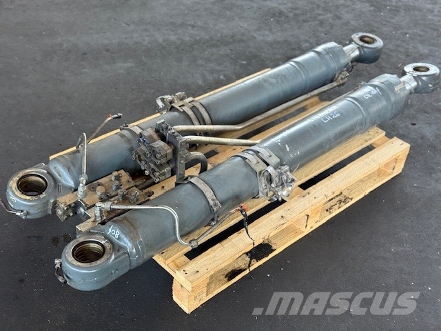 Liebherr LH 26 HYDRAULIC CYLINDER 2 PCS هيدروليات