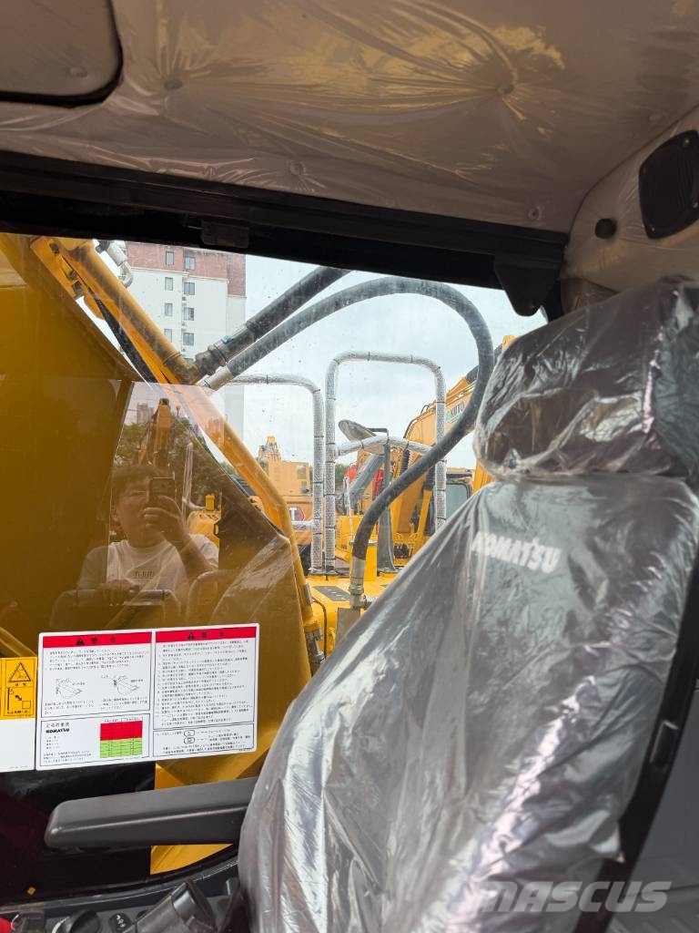 Komatsu PC 200 Vikšriniai ekskavatoriai