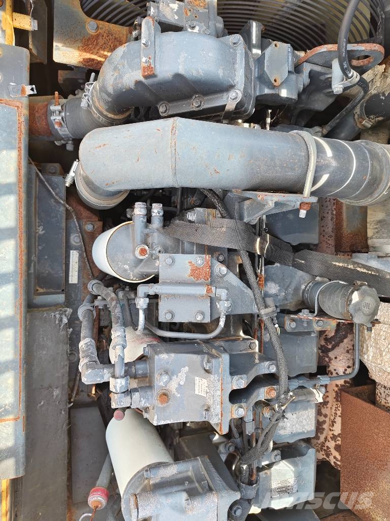 Komatsu PC 400-8 Paletli ekskavatörler