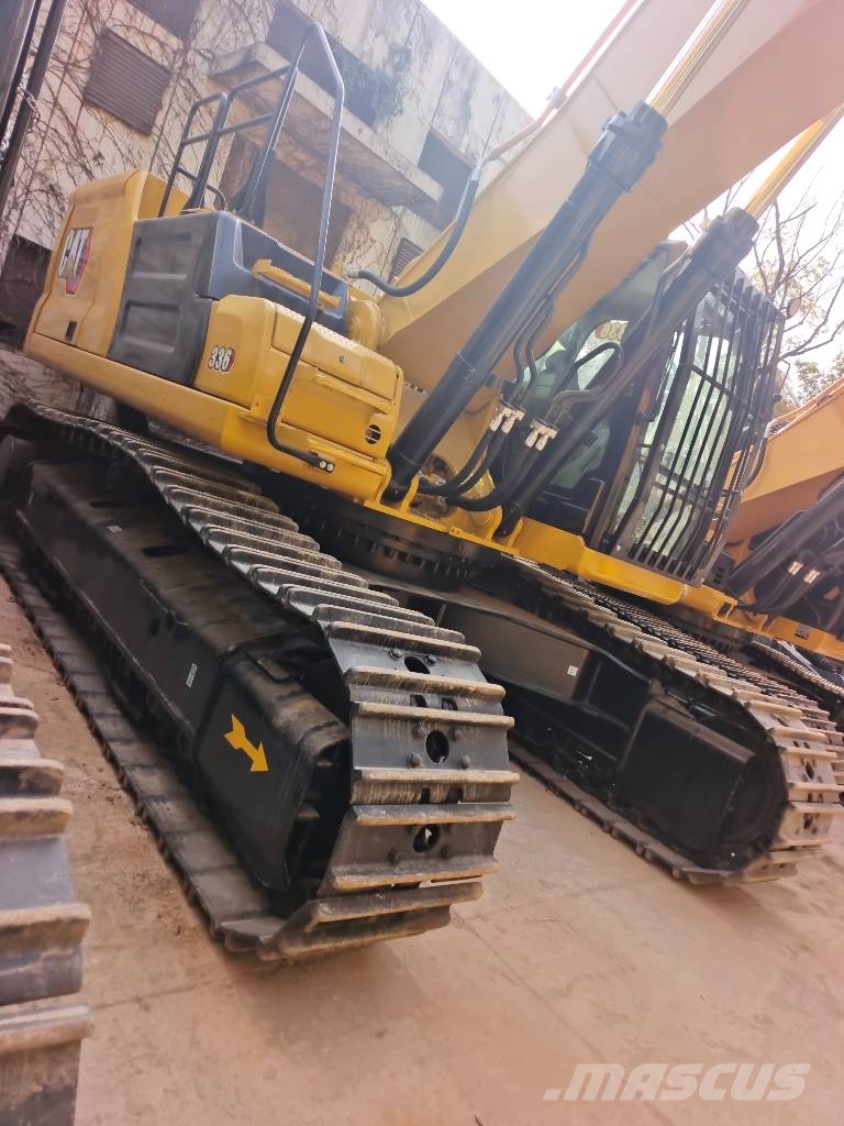 CAT 336   Source factory Bageri gusjeničari