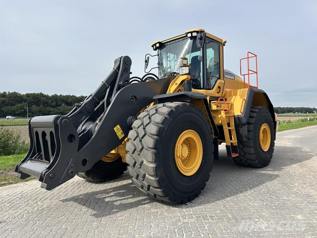 Volvo L220H Wheel loaders