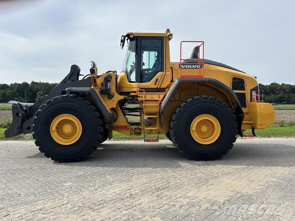 Volvo L220H Wheel loaders
