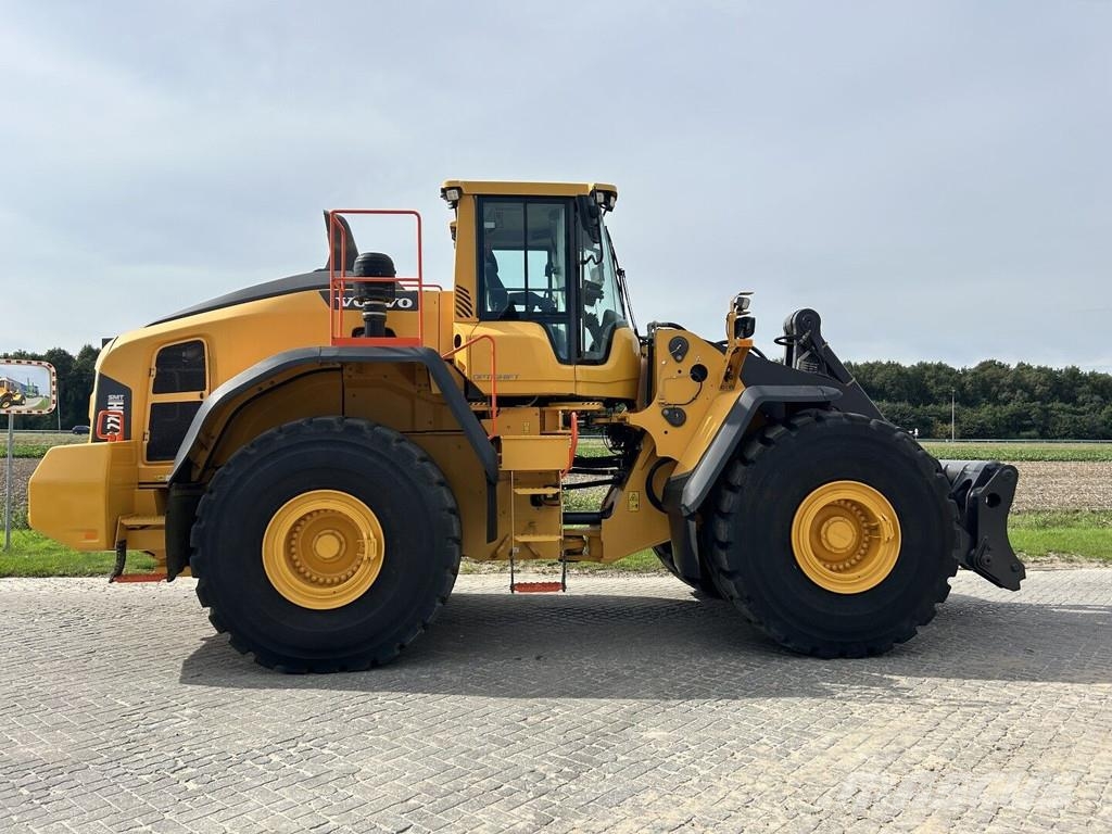 Volvo L220H Wheel loaders