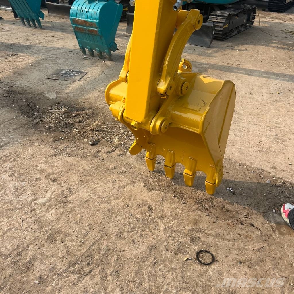 Komatsu PC 35 MR-3 Minikoparki