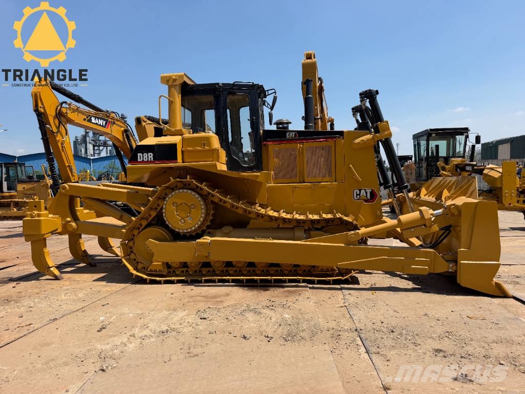 CAT D 8 R Buldožeri guseničari