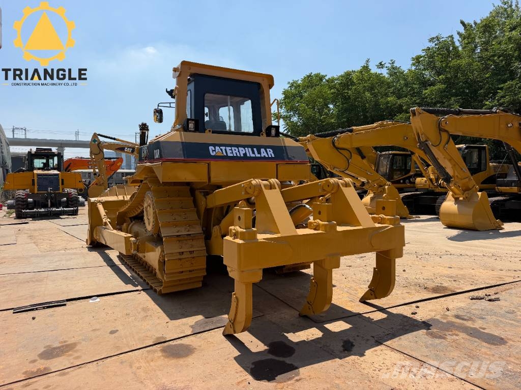 CAT D 8 R Buldožeri guseničari