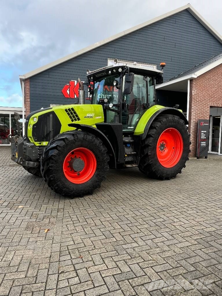 CLAAS Arion 660 First Claas Traktorit
