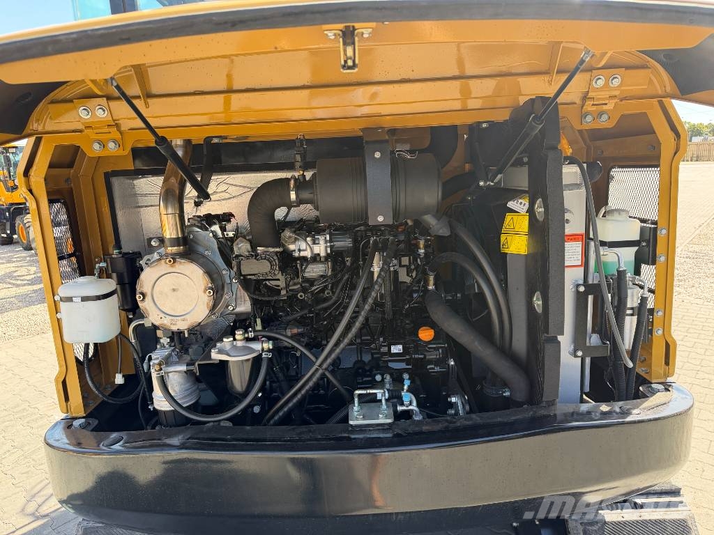 Sherpa CT60 Yanmar Motoros Gumihevederes Forgókotró Mini bageri <7t