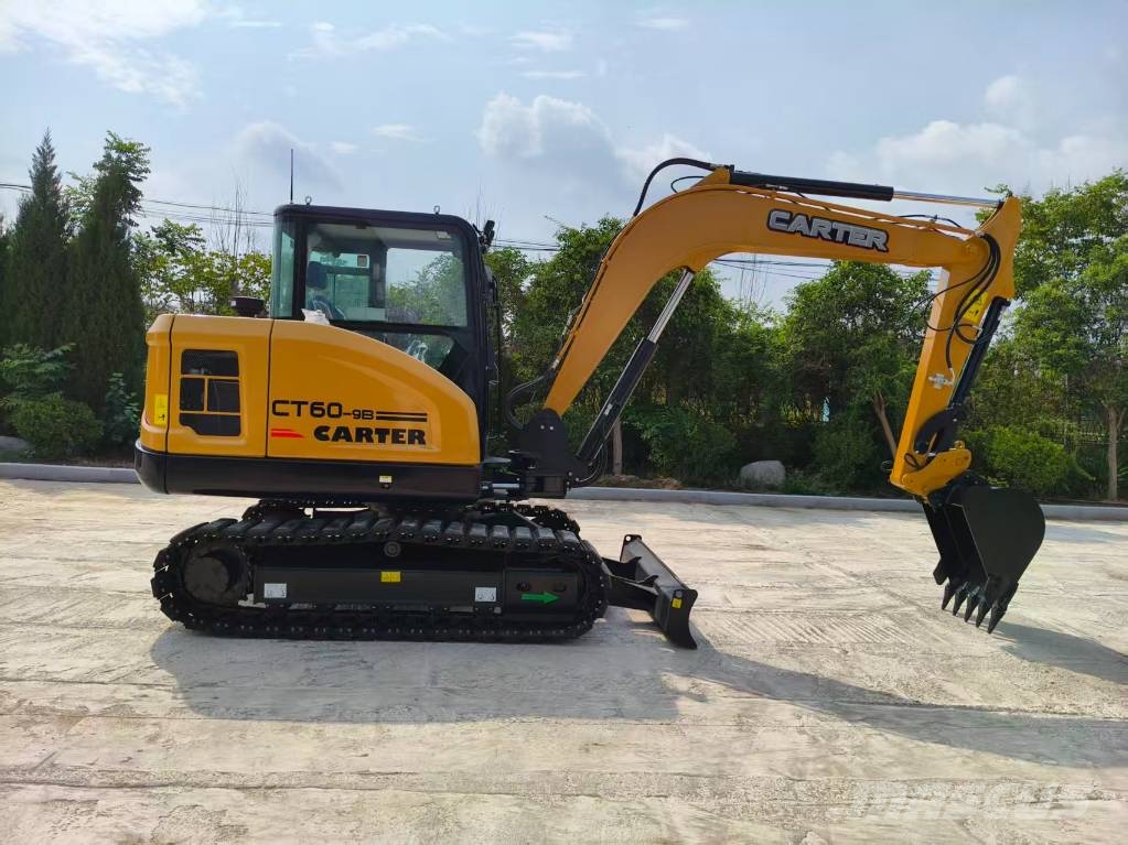 Sherpa CT60 Yanmar Motoros Gumihevederes Forgókotró Mini bageri <7t