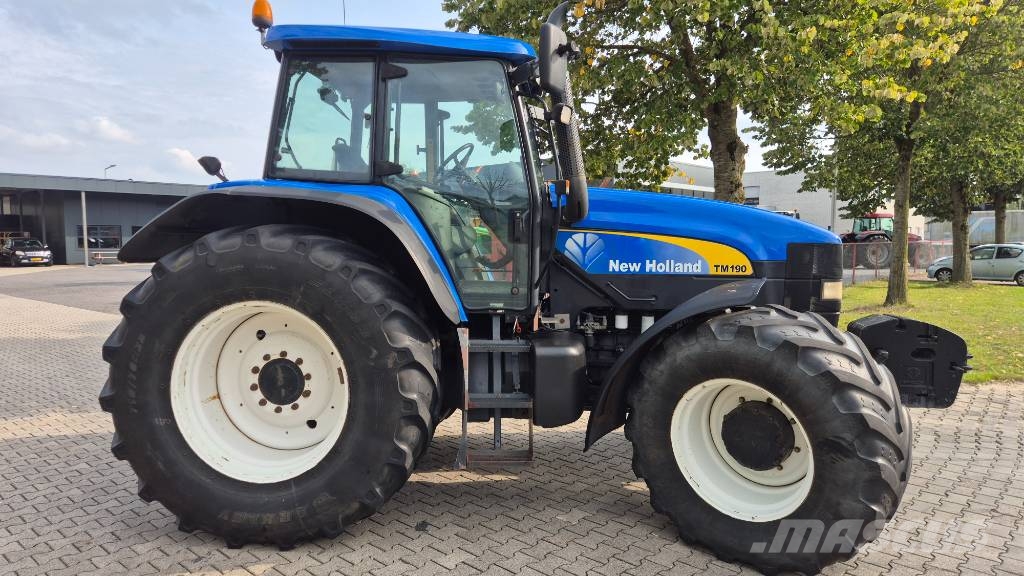 New Holland TM 190 PC 50Kmh. Airbrakes Traktoren