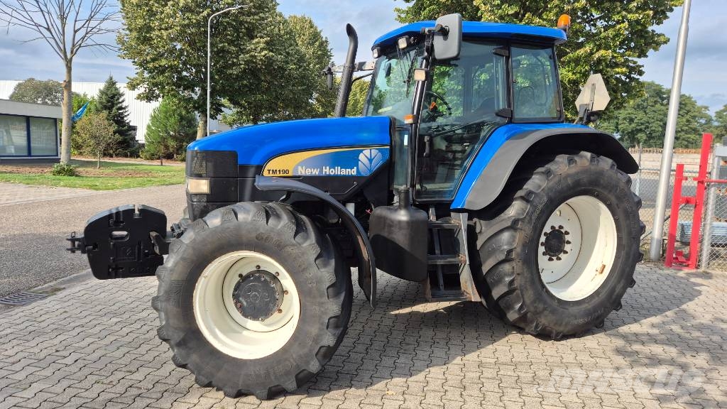 New Holland TM 190 PC 50Kmh. Airbrakes Traktoren