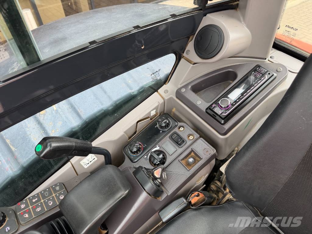 Kubota U 56-5 حفارات صغيرة أقل من 7 طن (حفارات صغيرة)