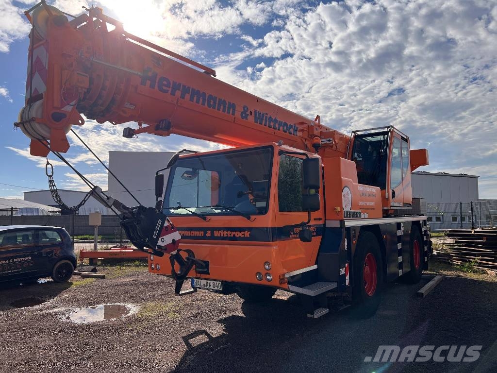 Liebherr LTM 1040-2.1 Visurgājēji celtņi