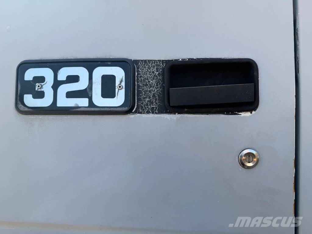 Volvo FL 10 320 Camiões basculantes