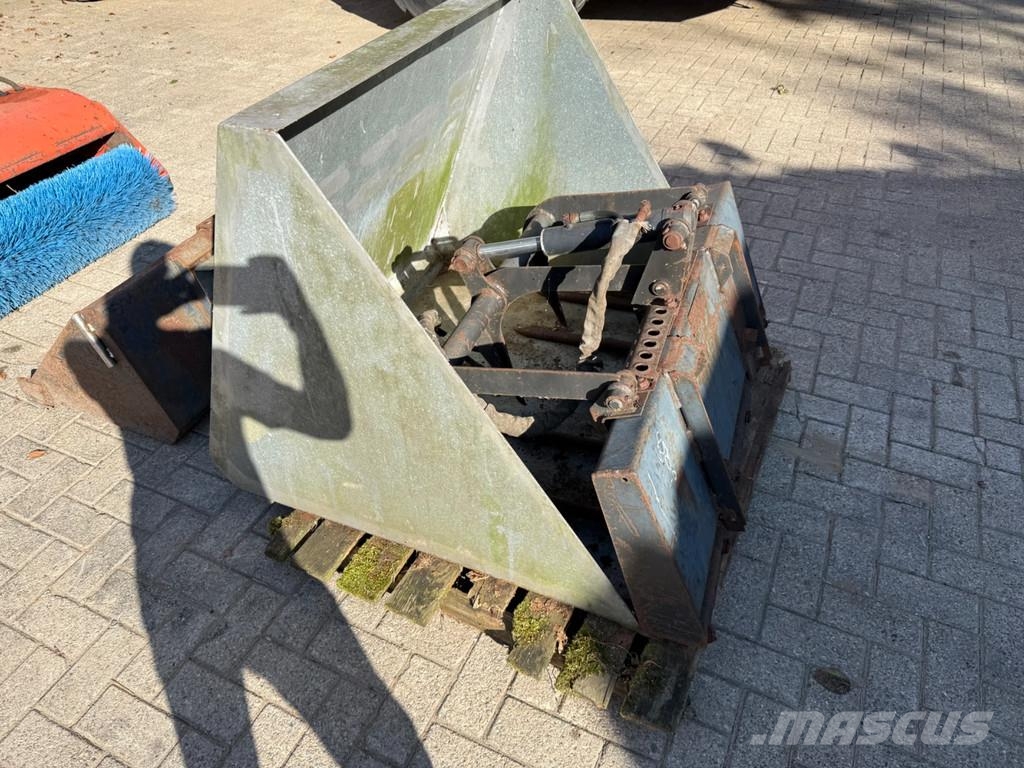 Bobcat 450 450 Smykem řízené nakladače