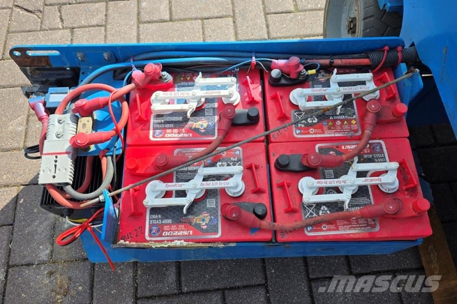 Genie GS1932 Electric, Working Height 7.8 m, 227kg Capac 가위형 리프트