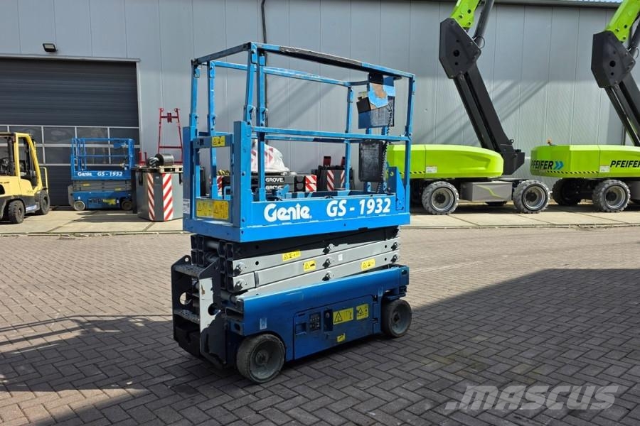 Genie GS1932 Electric, Working Height 7.8 m, 227kg Capac 가위형 리프트