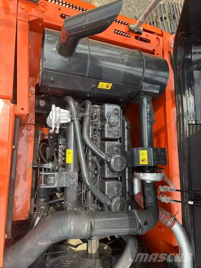 Doosan DX300LC-9C 대형 굴삭기 29톤 이상