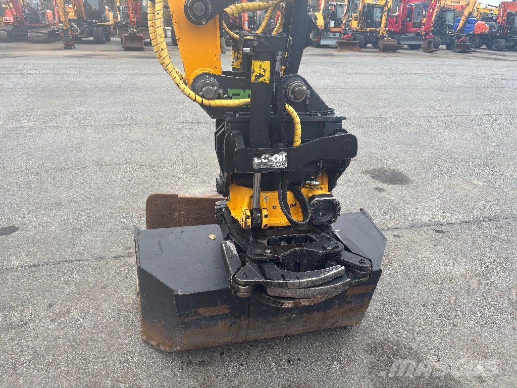 JCB 110 W / Engcon, 2 kauhaa, Rasvari, Hyvät renkaat Pyöräkaivukoneet