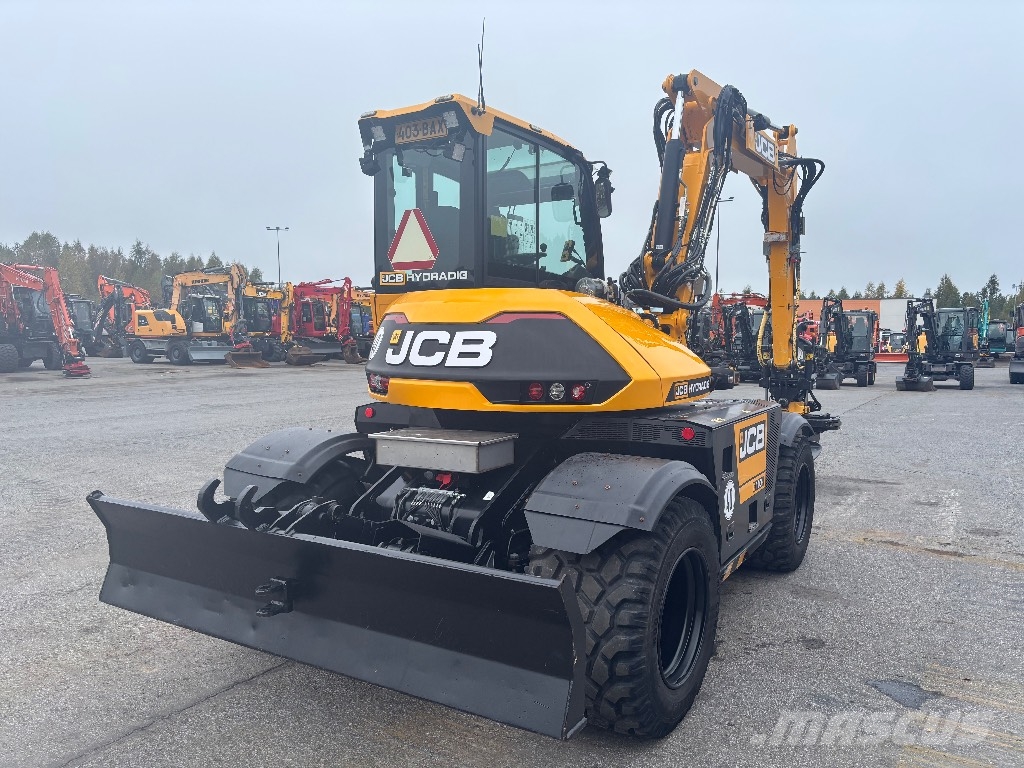 JCB 110 W / Engcon, 2 kauhaa, Rasvari, Hyvät renkaat Pyöräkaivukoneet