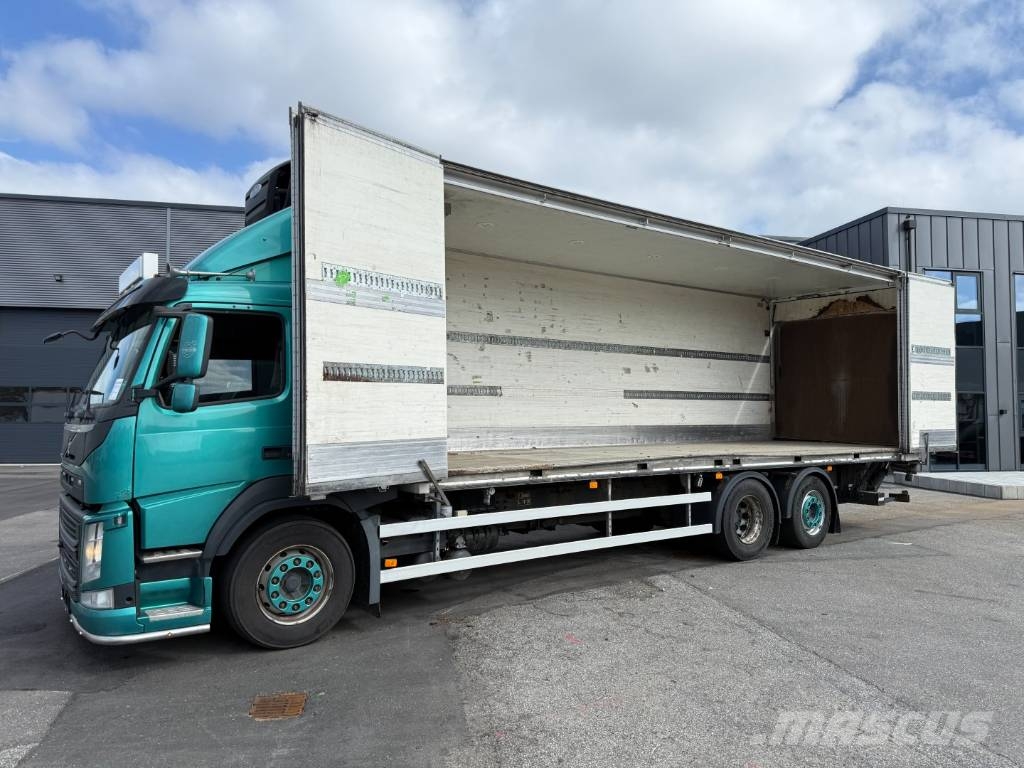 Volvo FM330 6x2*4 Carrier Supra 1050 Nordic Camiones con temperatura controlada