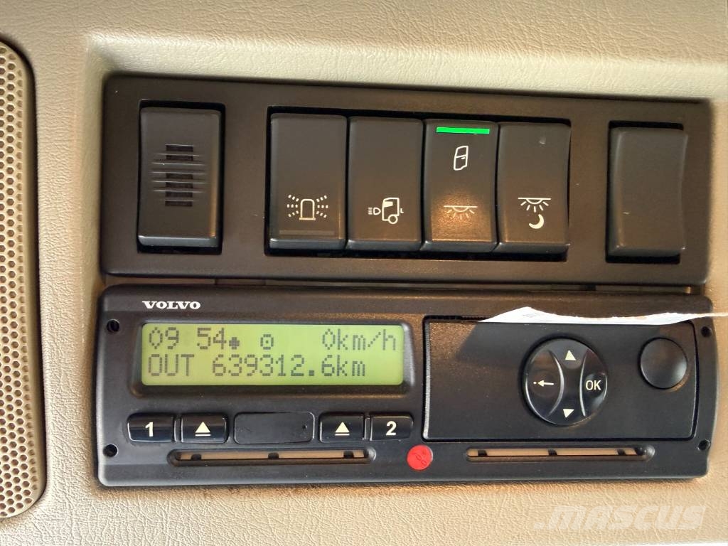 Volvo FM330 6x2*4 Carrier Supra 1050 Nordic Camiones con temperatura controlada