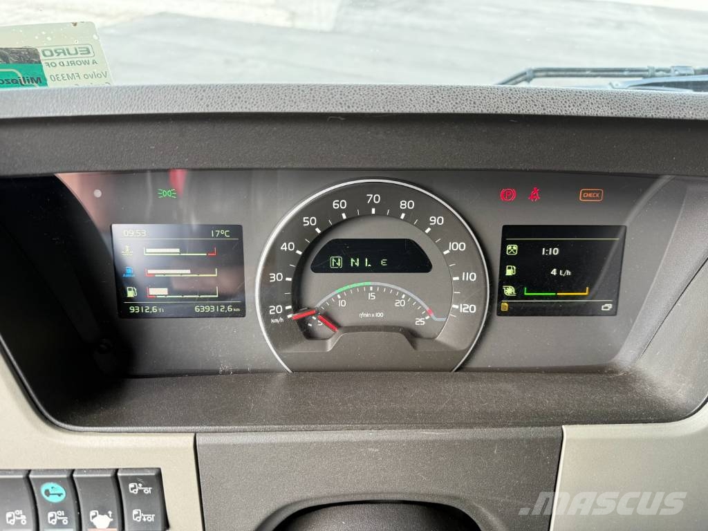 Volvo FM330 6x2*4 Carrier Supra 1050 Nordic Camiones con temperatura controlada