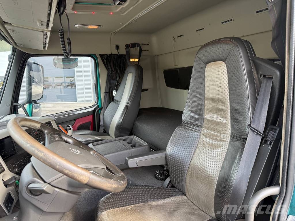 Volvo FM330 6x2*4 Carrier Supra 1050 Nordic Camiones con temperatura controlada