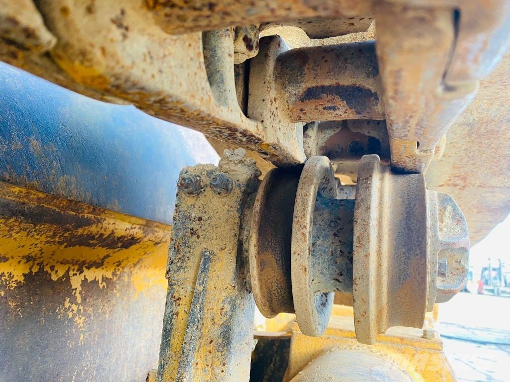 CAT 943 LGP Laderaupen