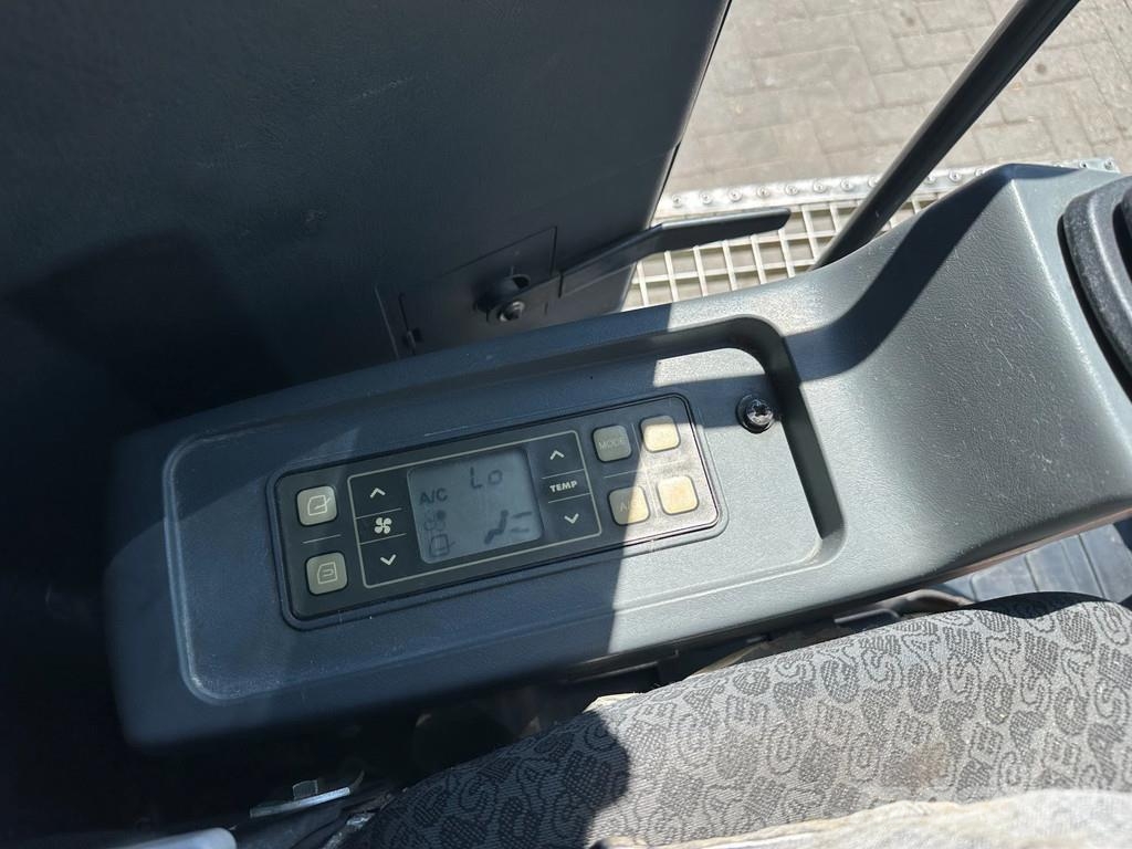 CASE CX60C Telakaivukoneet