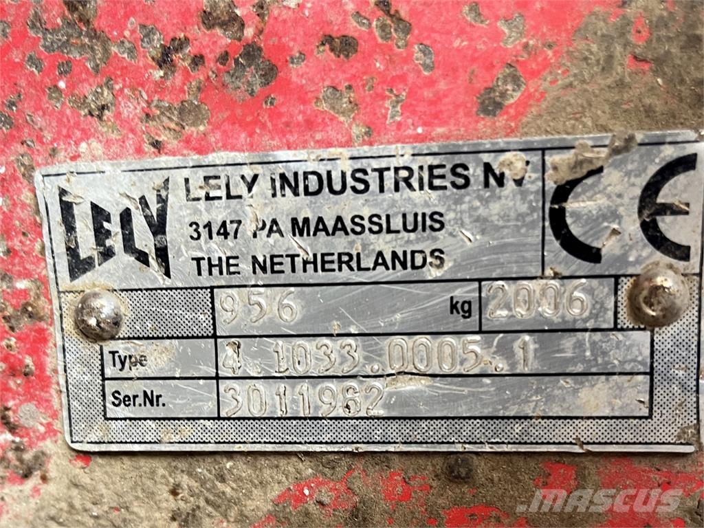 Lely Lotus Stabilo 675 Pöyhimet ja haravat