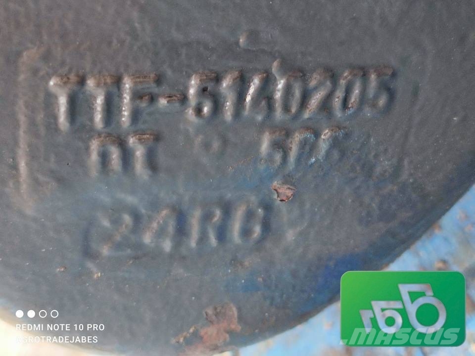 New Holland Rear axle shaft / final drive 5140205 TD80 Коробка передач