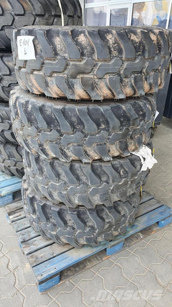 Dunlop 4 x Reifen SPT9 365/70R18SP T9 Dekk, hjul og felger