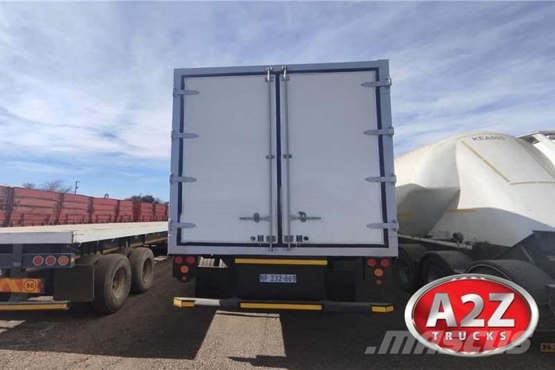  2012 Henred 30 Pallet Reefer Tri-axle Anders