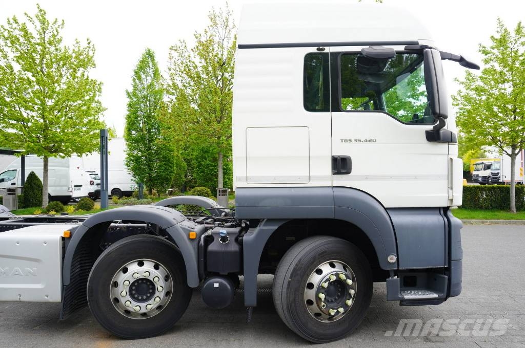 MAN TGS 35.420 8×2 / Chassis 6.4 m / 3 steered axles Chassis Caminhões Cabine