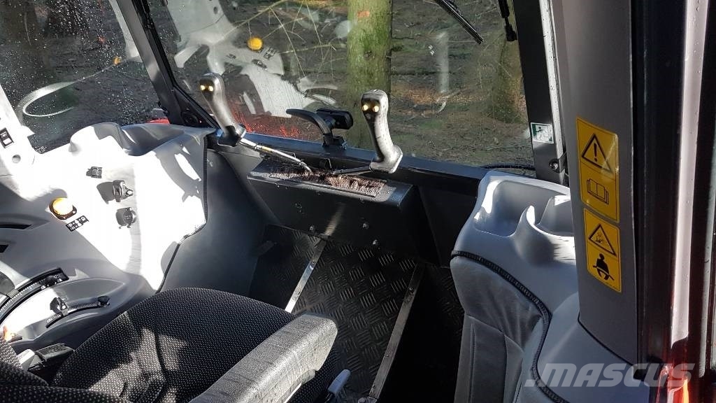 Kubota M 5-092 Traktorer
