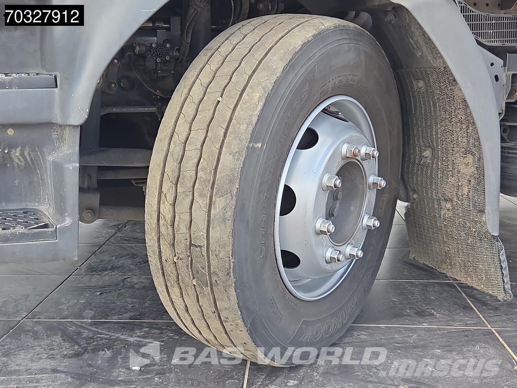 Renault D 250 D 4X2 12 toneladas 1.500kg Plataforma elevad شاحنات ذات هيكل صندوقي