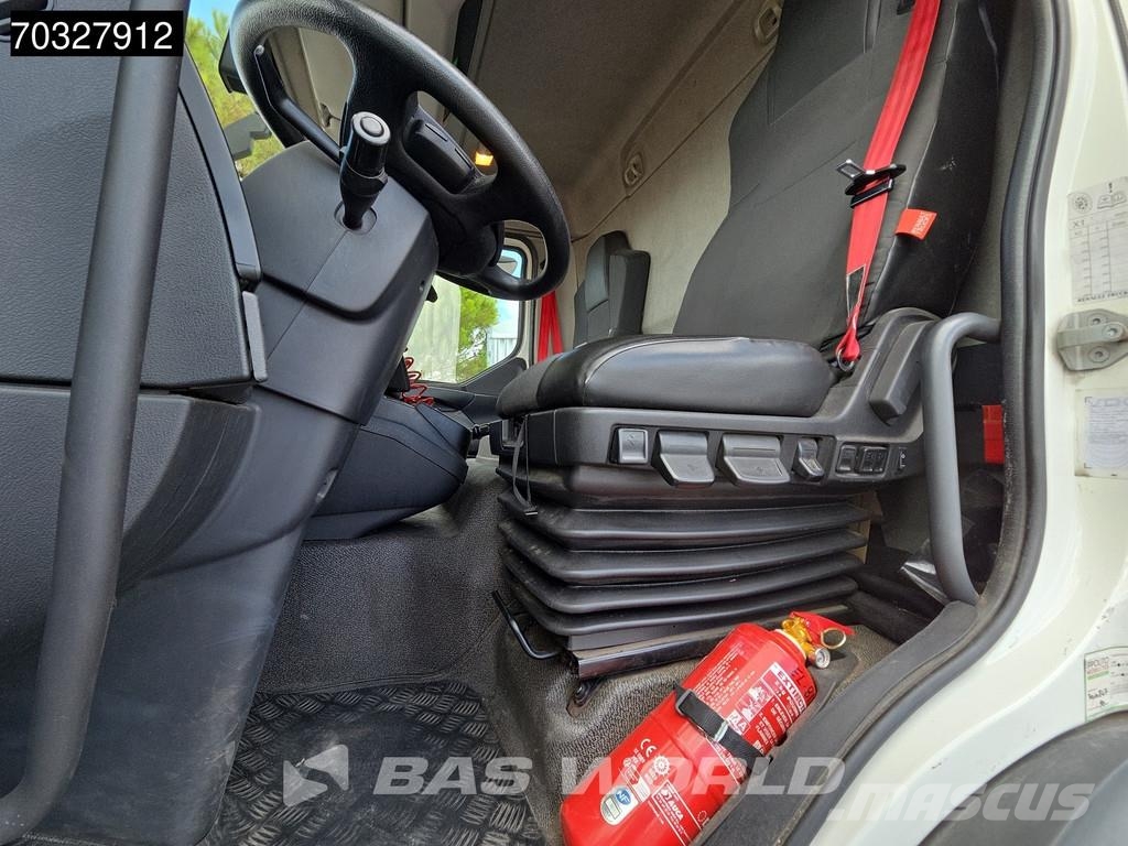 Renault D 250 D 4X2 12 toneladas 1.500kg Plataforma elevad شاحنات ذات هيكل صندوقي